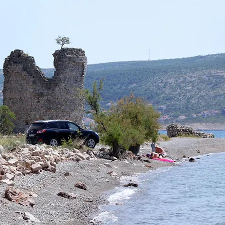 Gæstehus And With Parking Space Starigrad, Paklenica - 25345