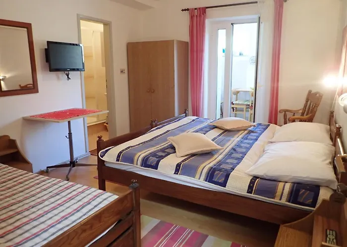 And With Parking Space Starigrad, Paklenica - 25345 Maison d'hôtes 3*