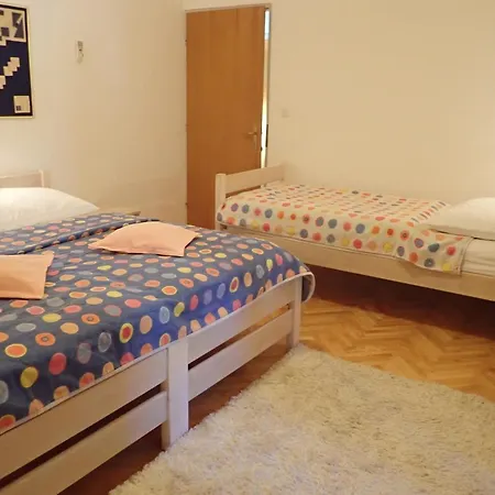 And With Parking Space Starigrad, Paklenica - 25345 Гостевой дом