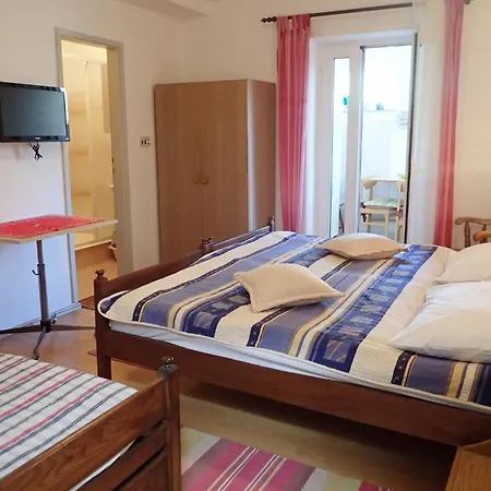 And With Parking Space Starigrad, Paklenica - 25345 招待所 3*