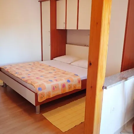 And With Parking Space Starigrad, Paklenica - 25345 Гостевой дом